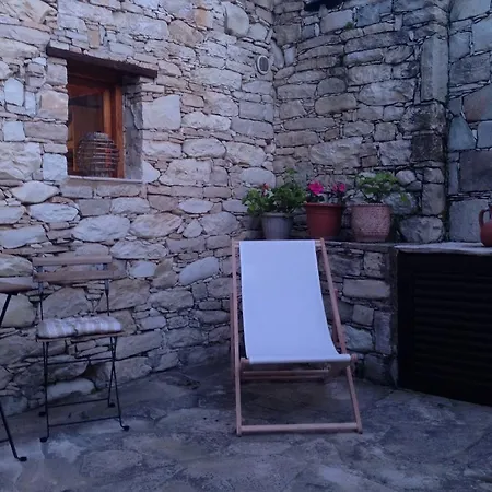 Palataki House