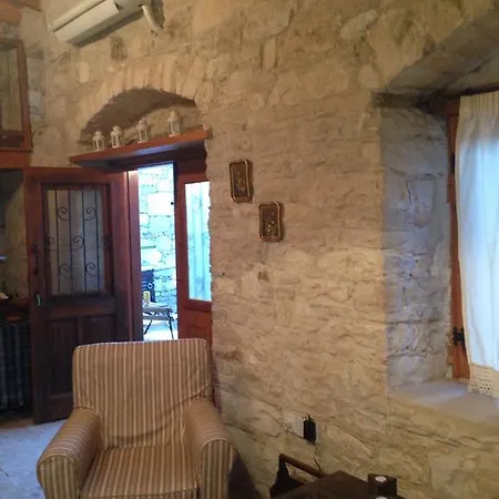 Palataki House Dhoros