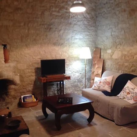 Palataki House